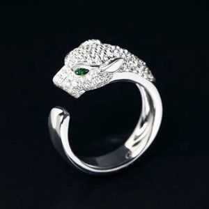 Beautiful Homage Green Eyed Diamond Panther Head Ring .925 Sterling Silver